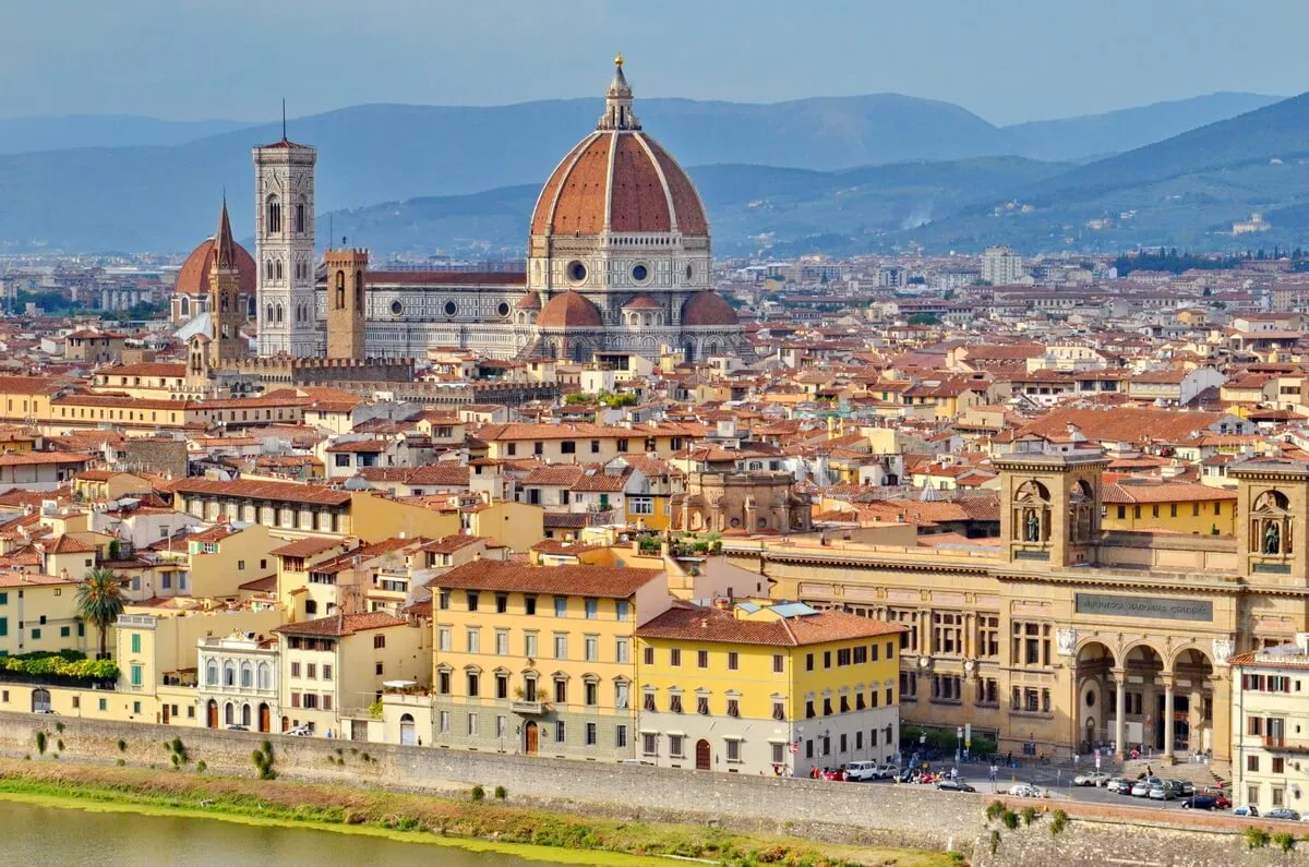 Cathedral-Santa-Maria-del-Fiore-in-Florence-Italy-blog-DSC_9678